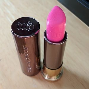 Like New Urban Decay "Savage" mega matte lipstick